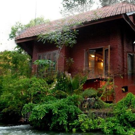 The Rippling Edge - River Front Property 卡尔贾特 外观 照片