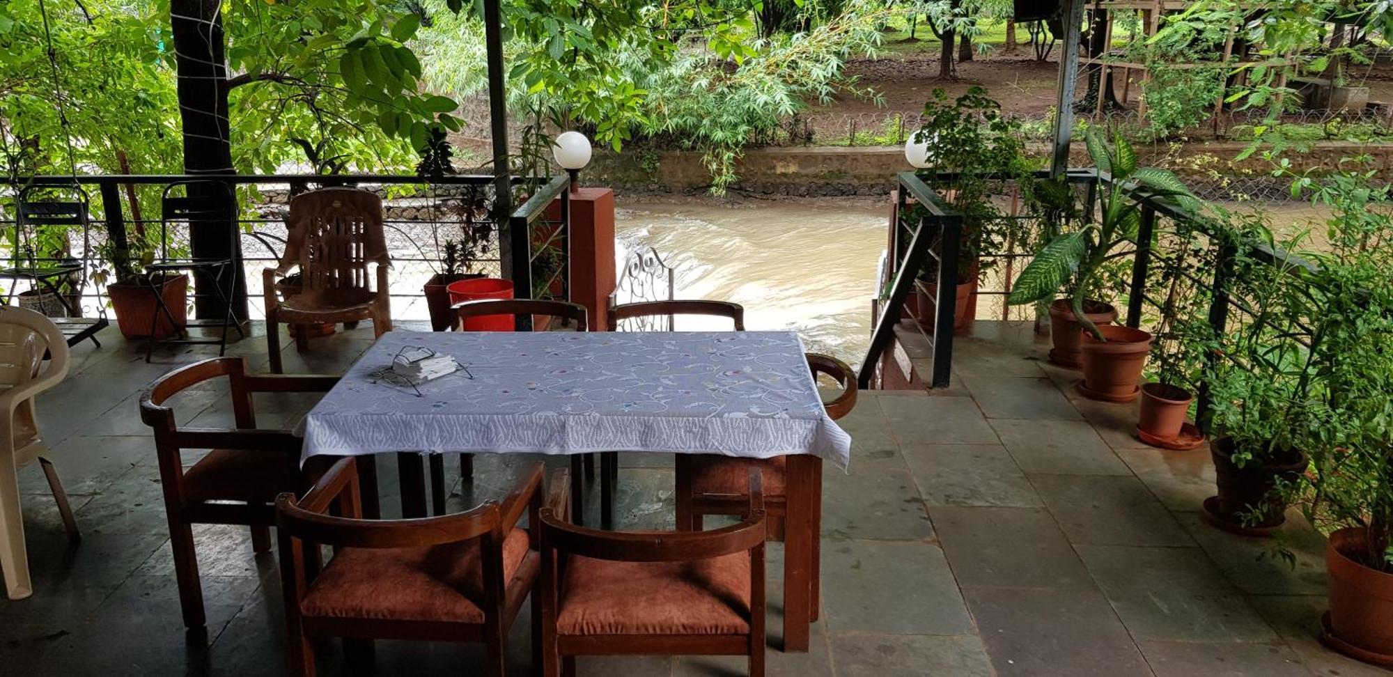 The Rippling Edge - River Front Property 卡尔贾特 外观 照片